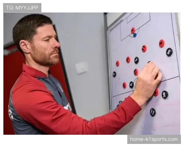 皇马3421阵型强化中场控制 阿隆索临场调整展现灵活性